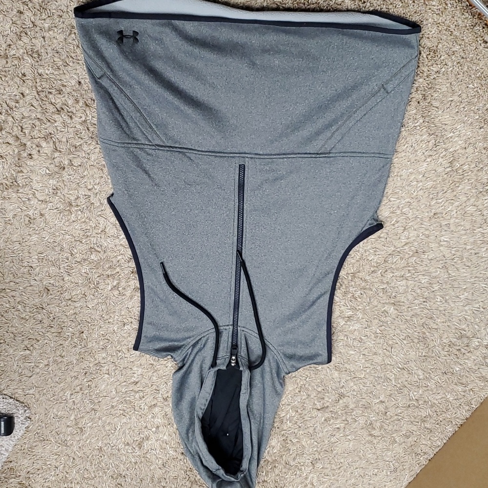UA jacket vest